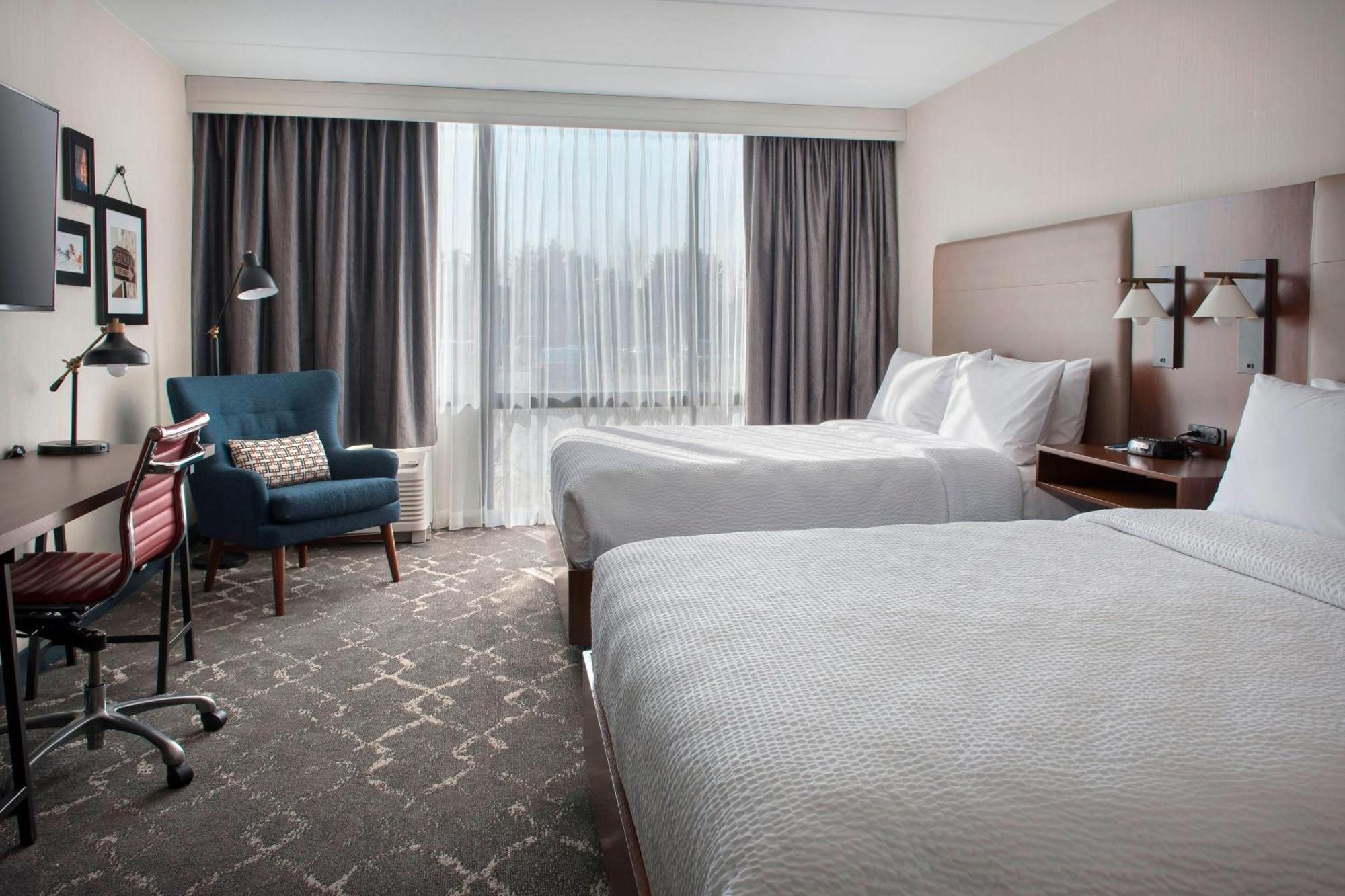 Four Points Philadelphia Northeast Hotel Buitenkant foto