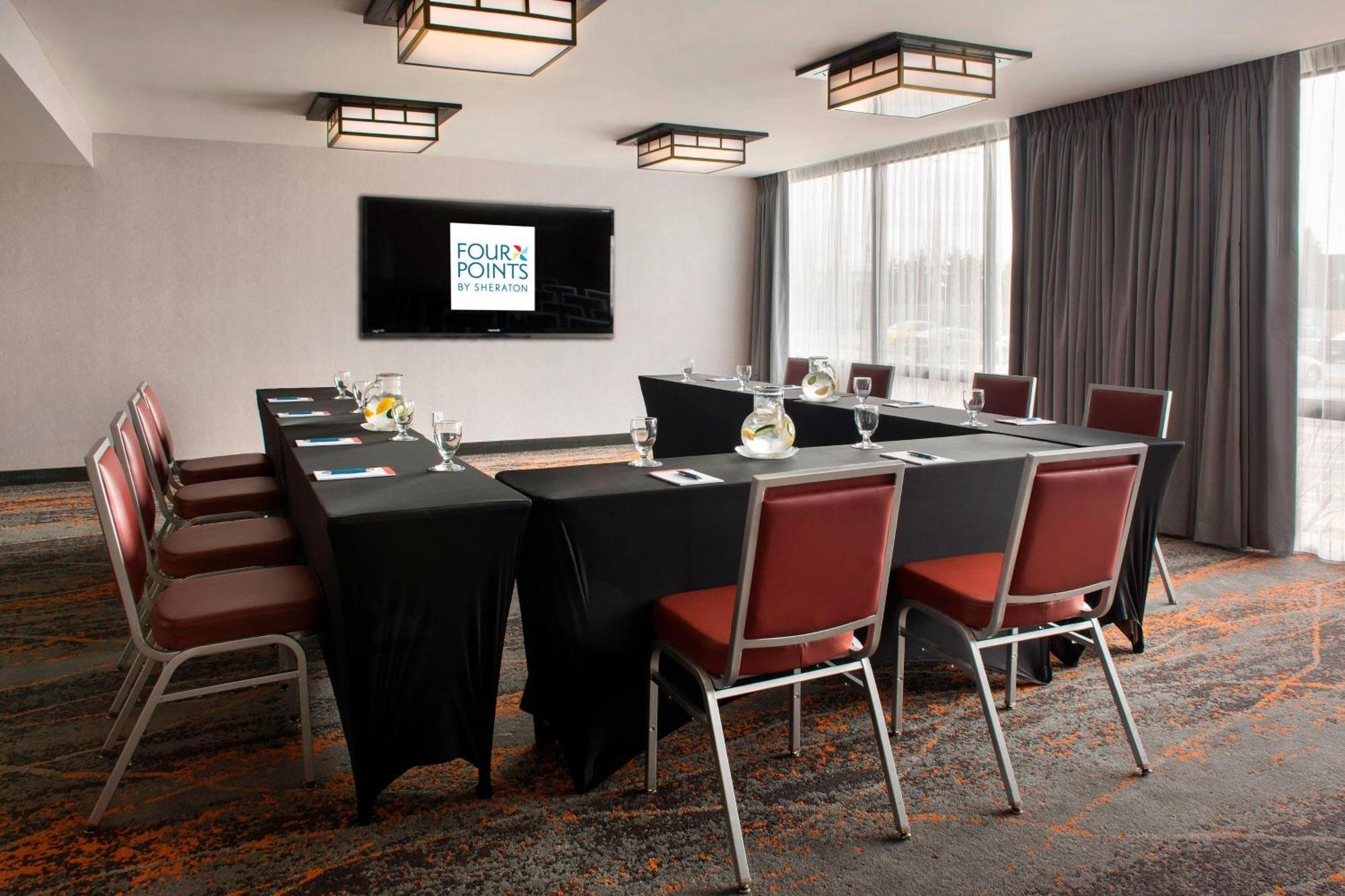 Four Points Philadelphia Northeast Hotel Buitenkant foto